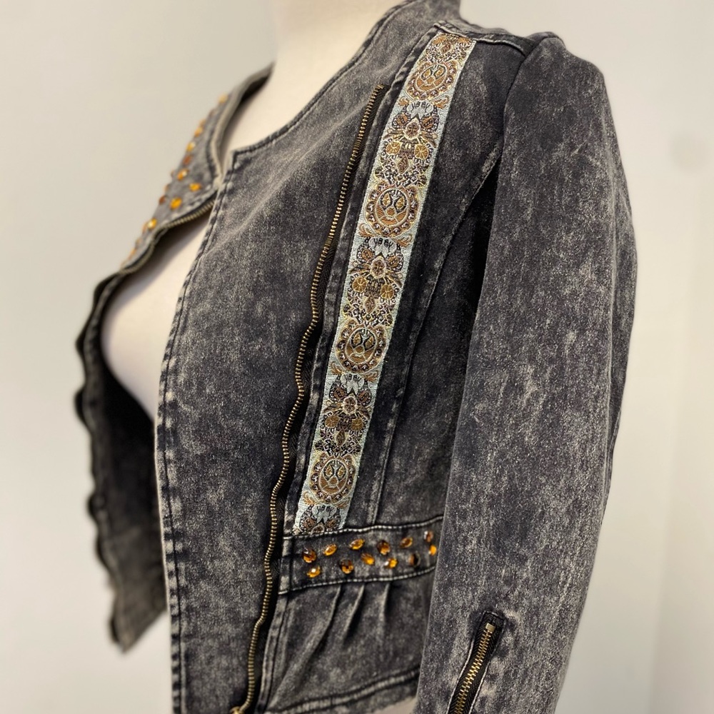 Handmade Women’s Denim Jean Jacket Size XS Embellished Crystals Lace Beads New